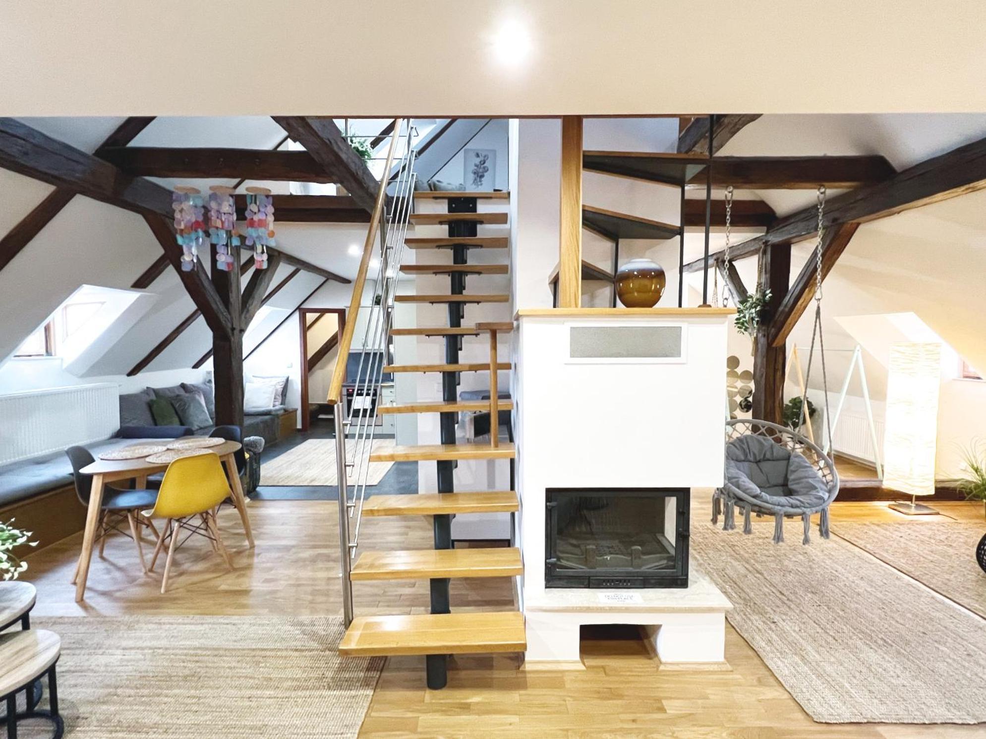 Residence Charles Bridge Прага Екстериор снимка