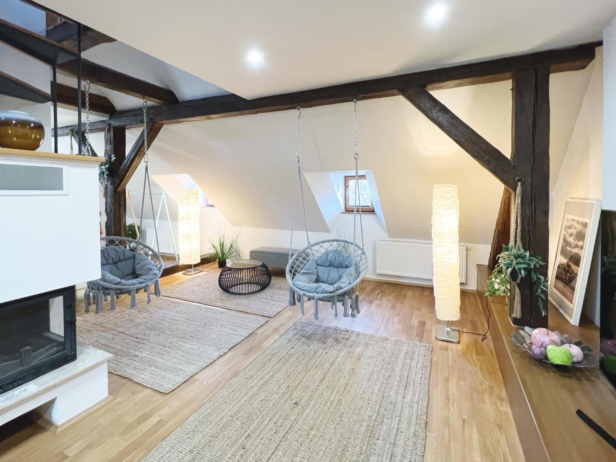 Residence Charles Bridge Прага Екстериор снимка