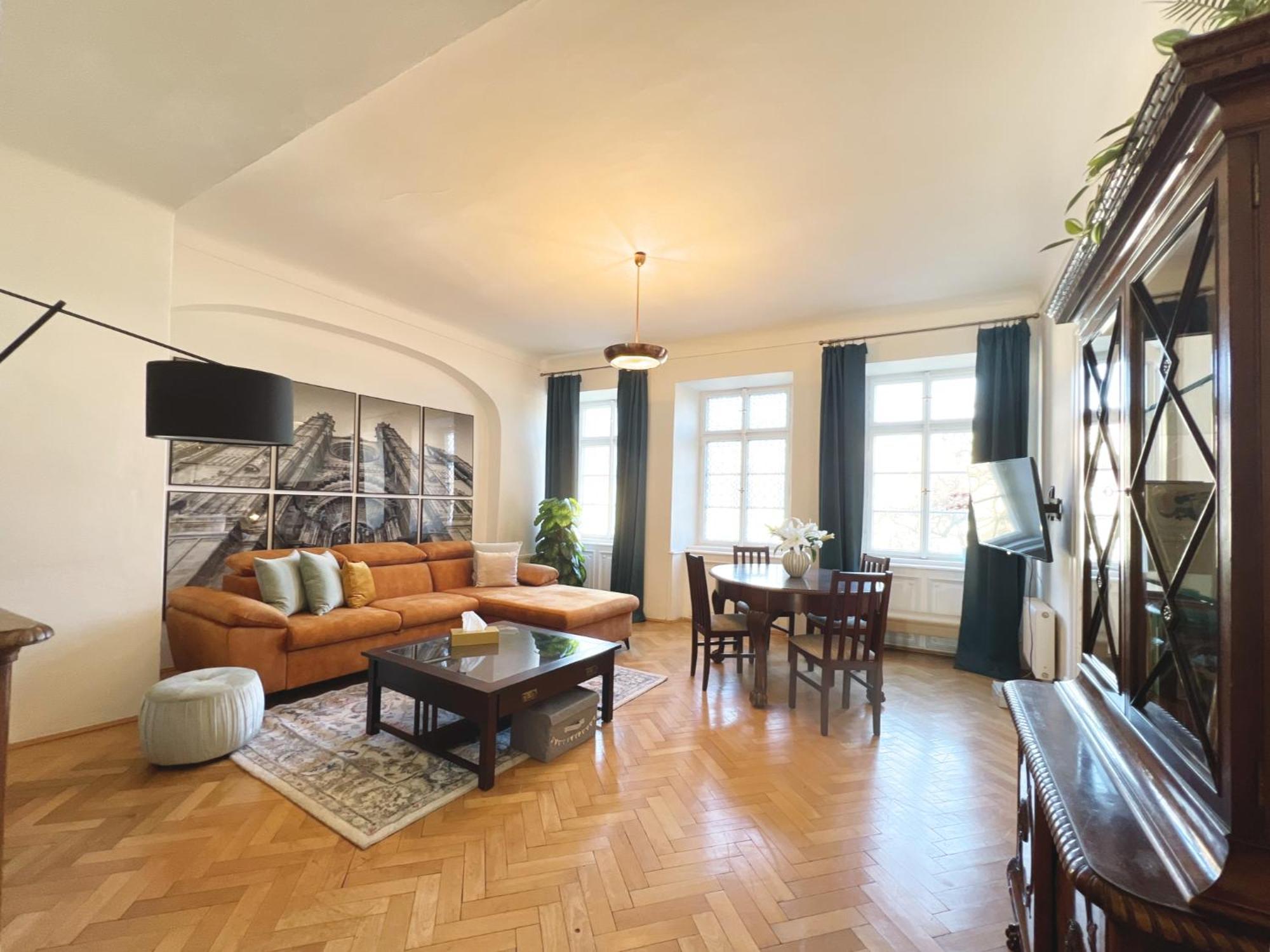 Residence Charles Bridge Прага Екстериор снимка